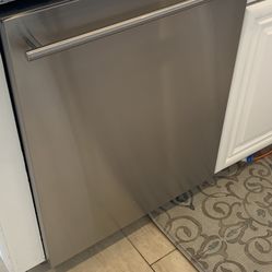 GE Profile Dishwasher 