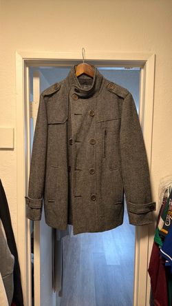 Men’s coat Size Medium