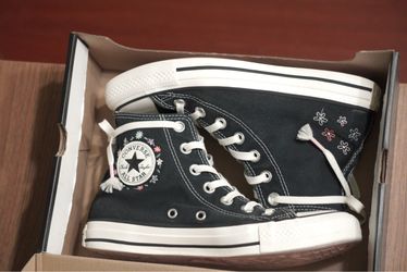Converse High Top/Women 6