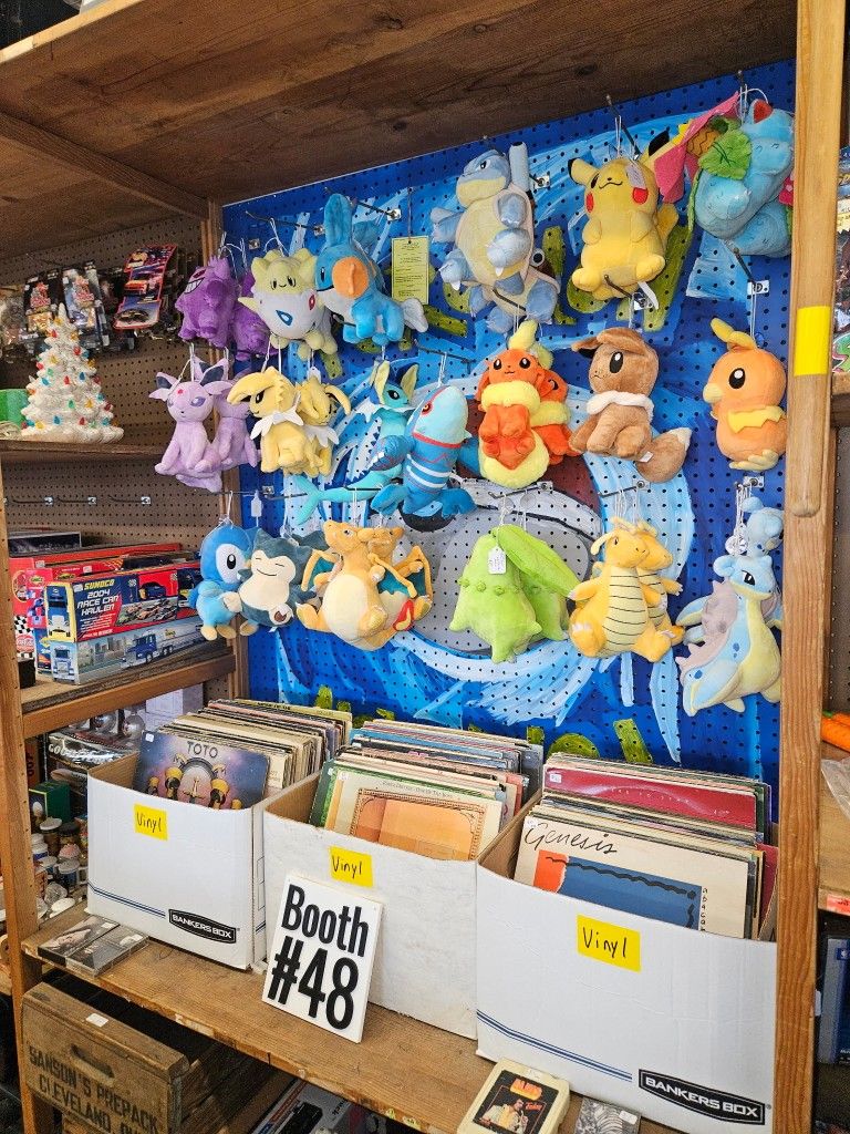 Pokémon Cards, Movies, Jewelry, Books 📚, Antiques, Purses, Toys