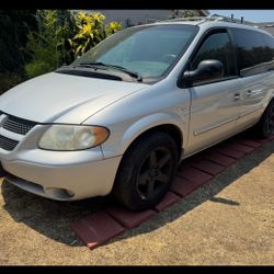 2004 Dodge Grand Caravan