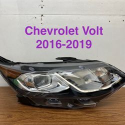 2016-2019 Chevrolet Volt Headlight OEM 