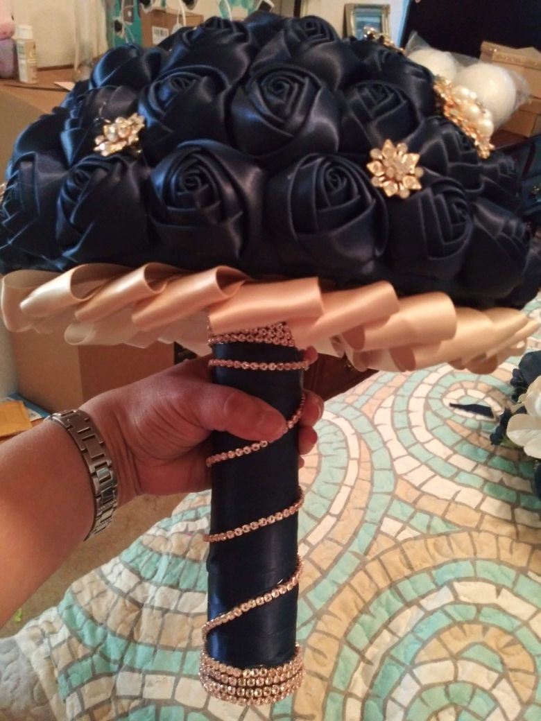 Bridal/quinceanera bouquets