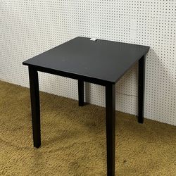 🖤Small table🖤