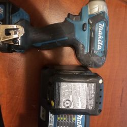 Makita DT03R1 Max CXT