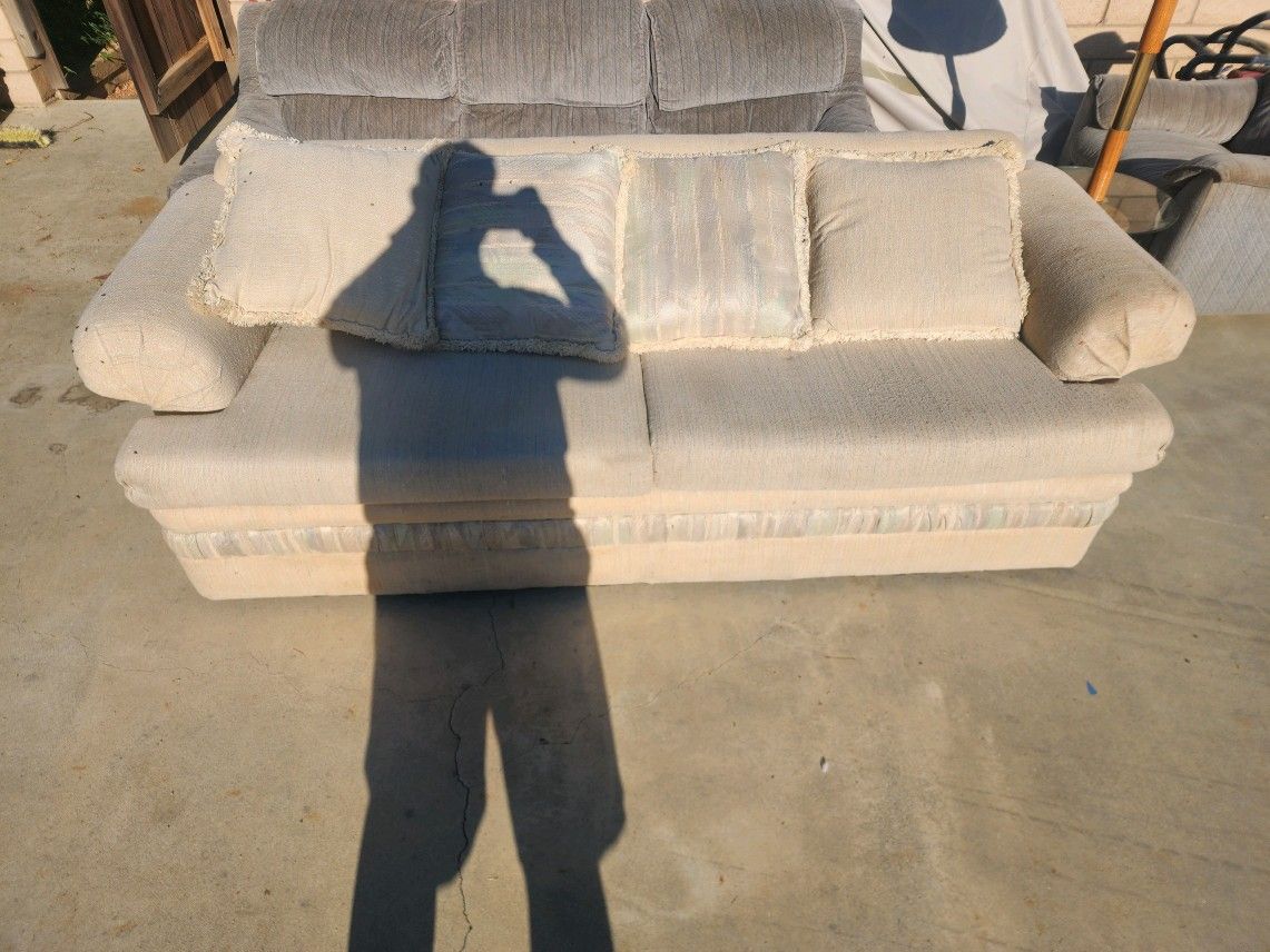 Free To First Come Furniture Hide Bed for Sale in Hemet, CA OfferUp