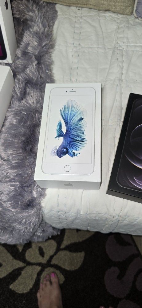 IPhone Boxes