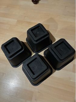 4 Bed or furniture risers heavy duty