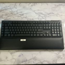 Razer BlackWidow V4 Pro Mechanical Keyboard /w RGB Lighting