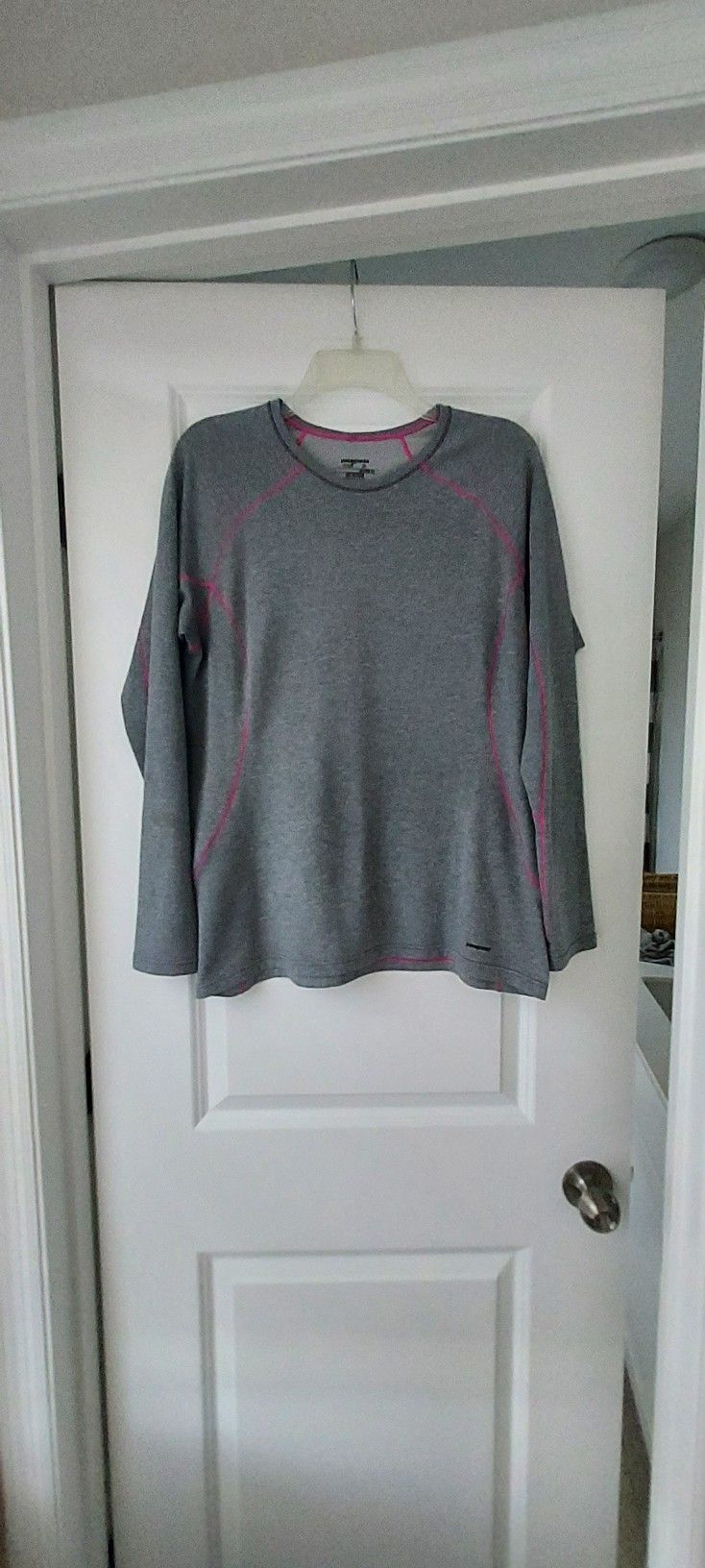 Patagonia Womens Large Long Sleeve Shirt Capilene Mid Weight Grey Pink