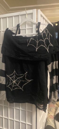 Halloween shirt size 2XL