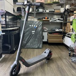Electric Scooter, Up to 15.5MPH &28Miles, Commuter Escooter, Foldable