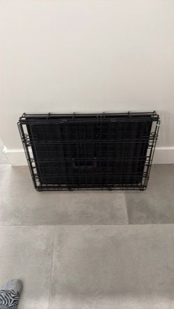Dog Crate w/ Divider Panel - Leak Prook Tray; Metal,