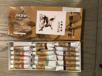 Marie’s acrylic paint set of 18