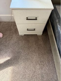 FREE DRESSER