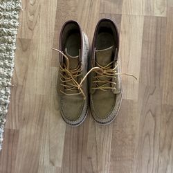 Women’s Red Wing boot