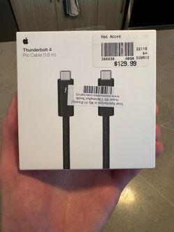 Apple Thunderbolt 4 Pro Cable - 1.8m