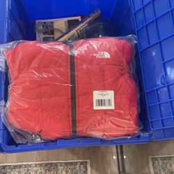 Toddler Northface jacket - NEVER USED 