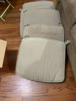 6 cushions ( beige)
