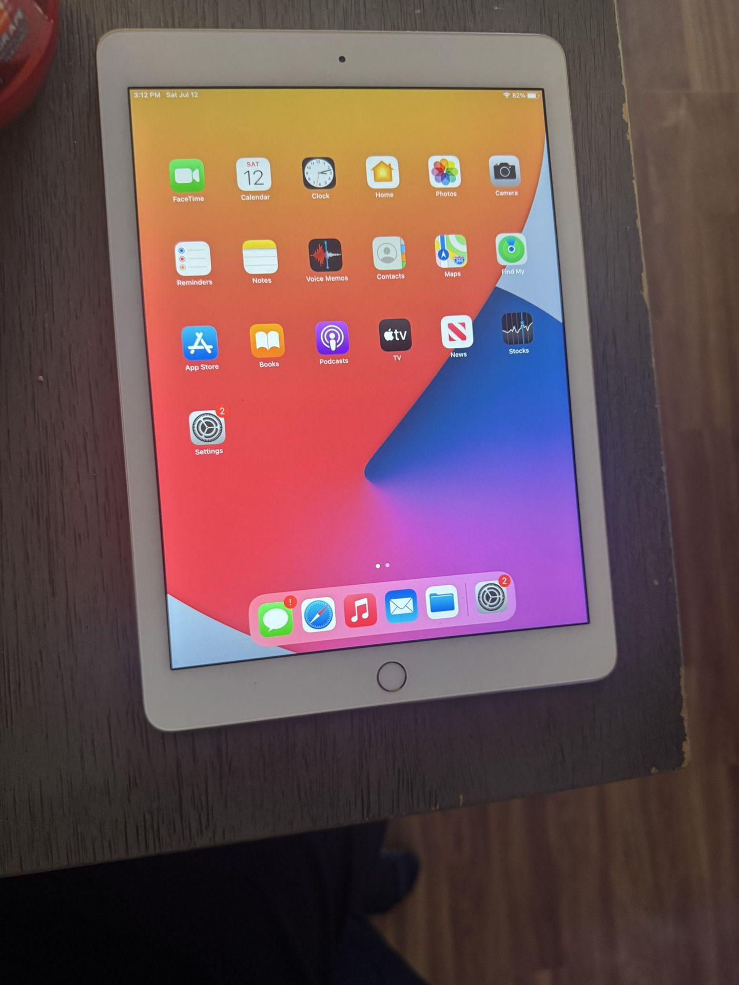 iPad Air 2 Great Condition!