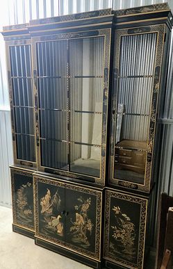 Drexel Heritage Black Hutch