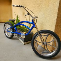 CUSTOM STRETCH CRUISER BIKE 