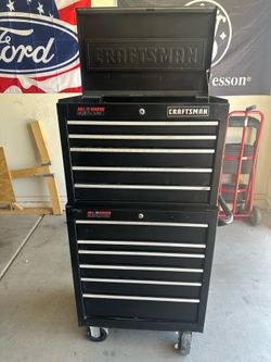 Craftsman  rolling tool box