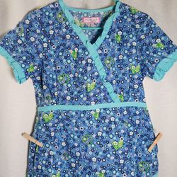 Koi By Kathy Peterson Scrub Small Short Sleeve Peace Sign Floral Pocket Women's