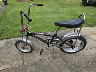 SCHWINN MANTA RAY BICYCLE 