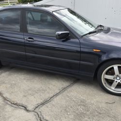 2003 BMW 325i