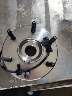 1999-----2006 Chevy Silverado, Tahoe/GMC Sierra, Yukon front wheel bearing part# 515036