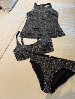 Athleta 3 piece swimsuit