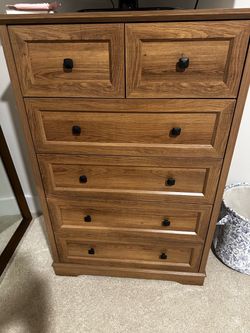 Oak Chest with matching nightstand
