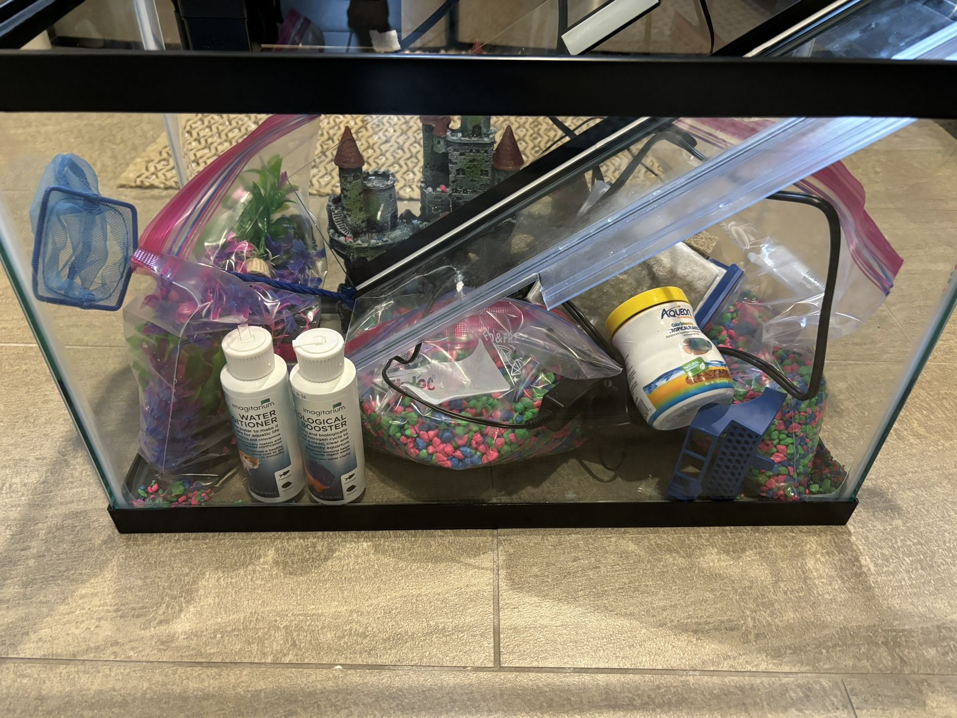 10 gallon fish tank (kit)