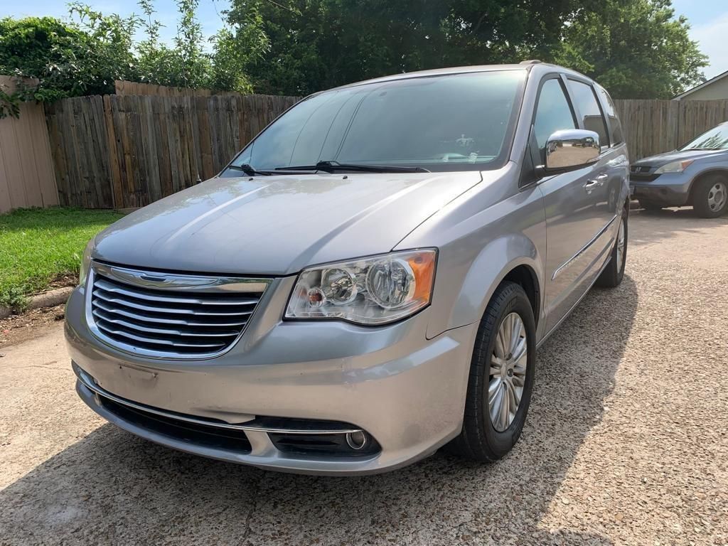 2015 Chrysler Town & Country