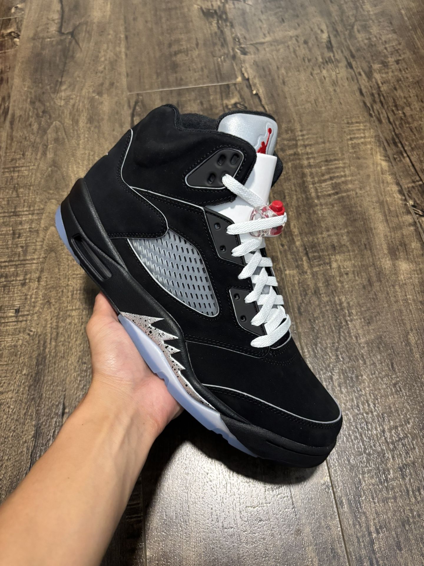 Jordan 5 Metallic Black