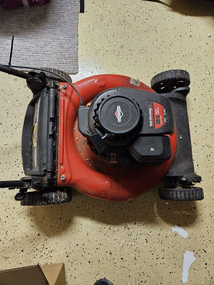 Lawnmower 