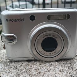 Polaroid I534 5.0MP Digital Camera Silver 3 X Super Zoom