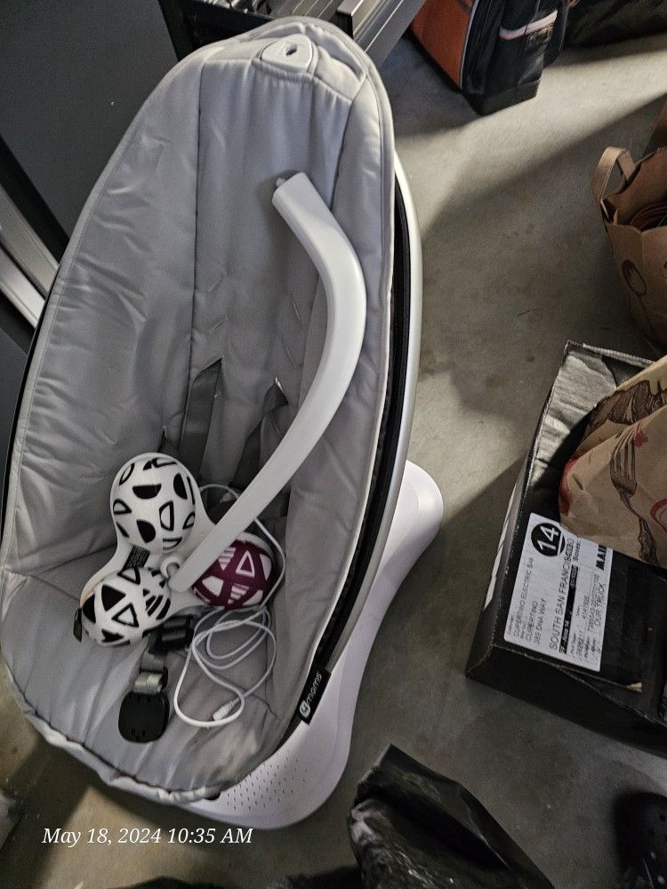4moms Mamaroo