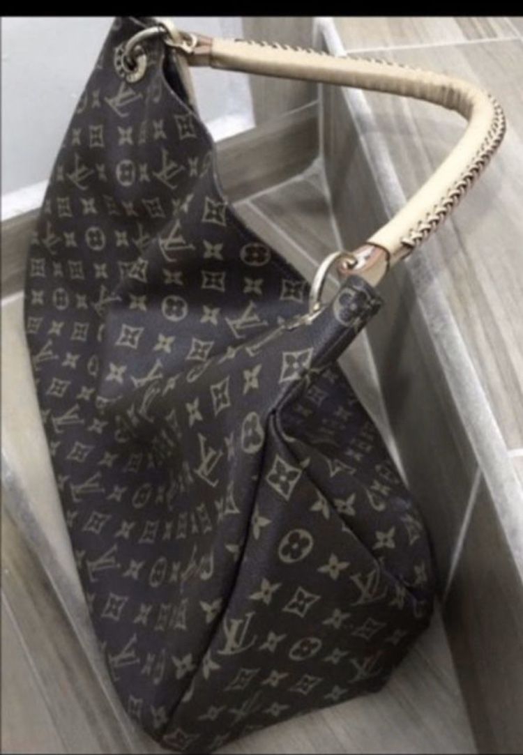 Bag LV