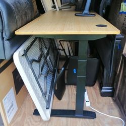 Uplift Desk - Works! 