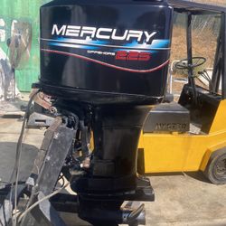 1997 225 Mercury EFI outboard