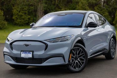 2024 Ford Mustang Mach-E