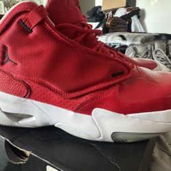 Size 7 Men Red Jordans