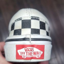 Vans Slip On Sneakers Toddler Boy's Size 11 Excellent Condition PRICE Is Firm Cash Only 