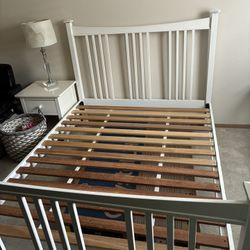 ~Queen Bed Frame & Nightstand~