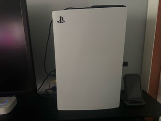 PS5 Disc Edition + Samsung 2TB SSD - Controller & Cables