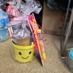 Tootsie Roll Inspired Gift Basket 🧺