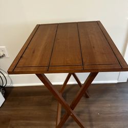 Foldable End Table - Travel-Friendly & Space-Saving