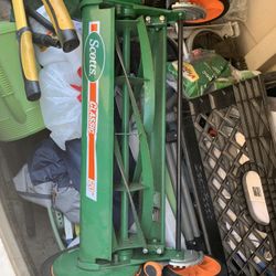 Lawn Mower 